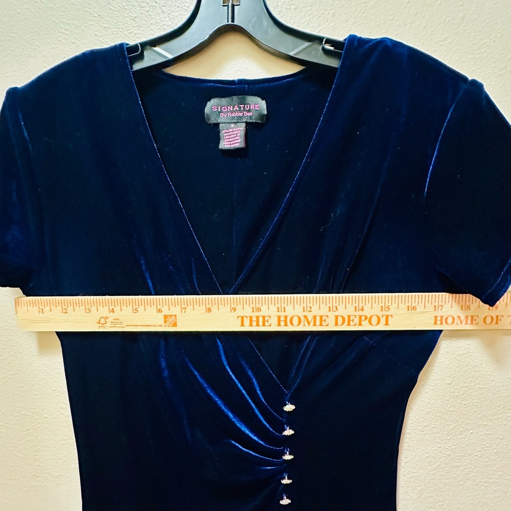 Signature by Robbie Bee Blue Velvet Midi Dress Rhinestone Buttons Size 10 - Picture 5 of 6